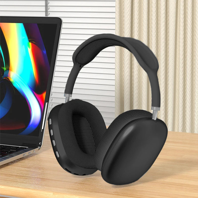 Over-ear Bluetooth headphones, with rich sound quality, no noticeable delay, comfortable and pleasant to the ear